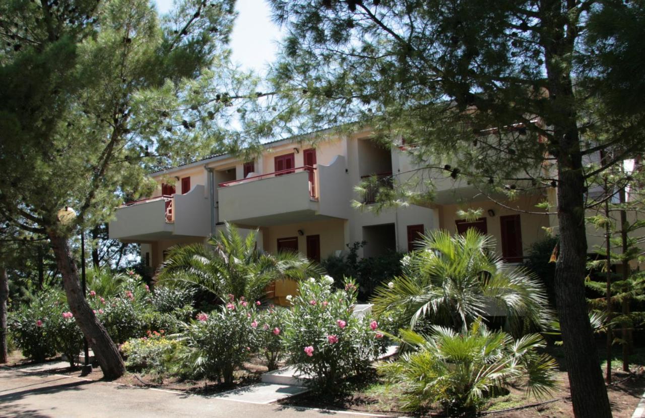 Residence Villa Agrimare Вьесте Экстерьер фото
