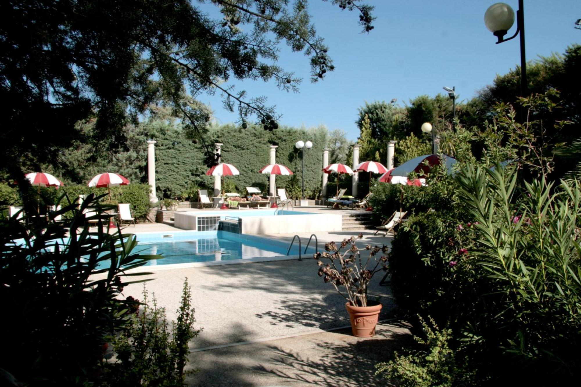Residence Villa Agrimare Вьесте Экстерьер фото