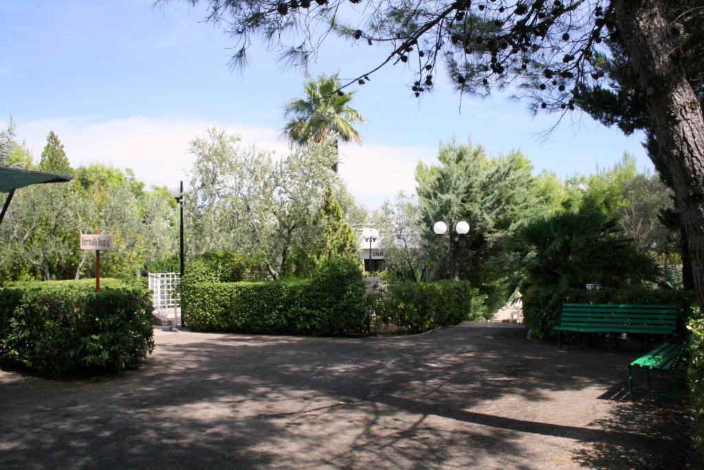 Residence Villa Agrimare Вьесте Экстерьер фото